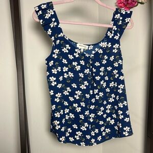 Monteau floral top